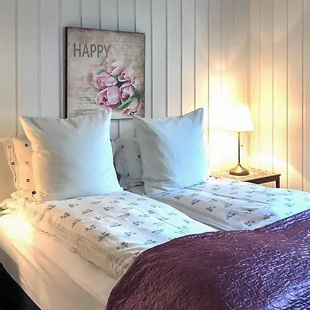 7 Person In Molde, Cleaning Included Molde